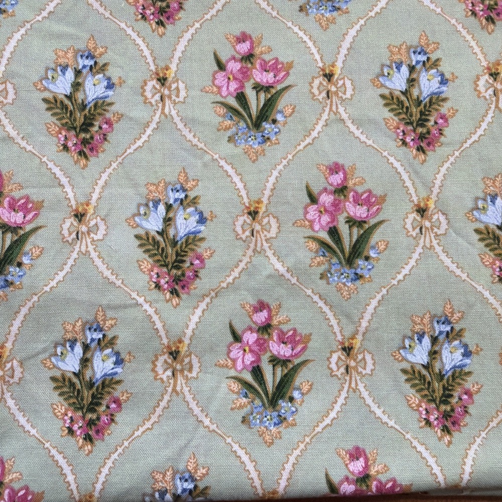 Vintage Sandy McCay Small Floral Bouquets Repeating Pattern 1 Yard Blank Textile